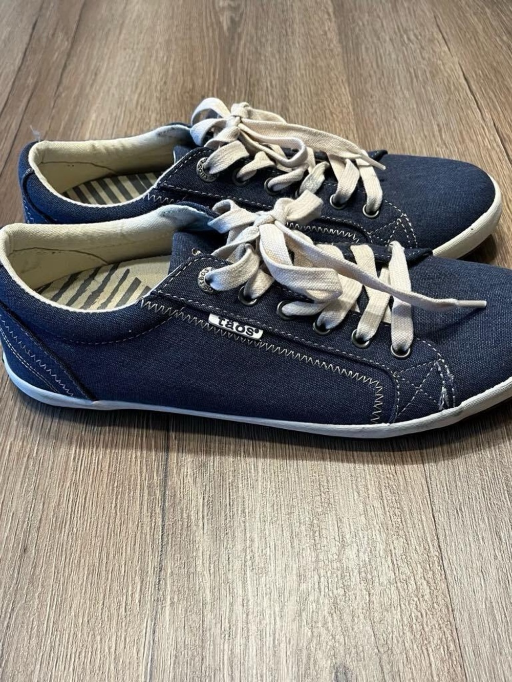 Taos Navy Canvas Lace-Up Sneakers with Cream Laces